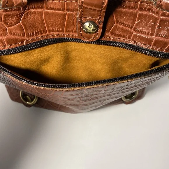 Patricia Nash Crossbody/Backpack British Tan Leather Bag EUC - Picture 4 of 10